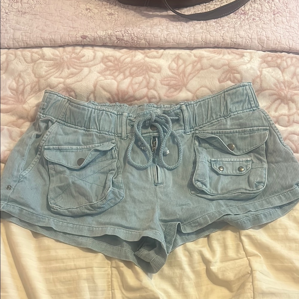 Free People Waimea Slouchy Solid Shorts -Barely Worn!! Color is discontinued!!